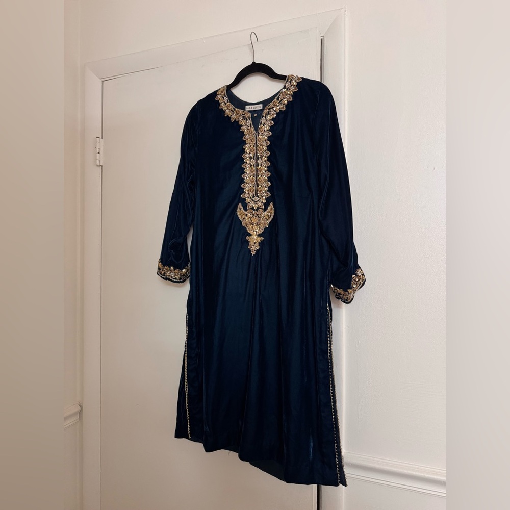 Brand new baroque outfit